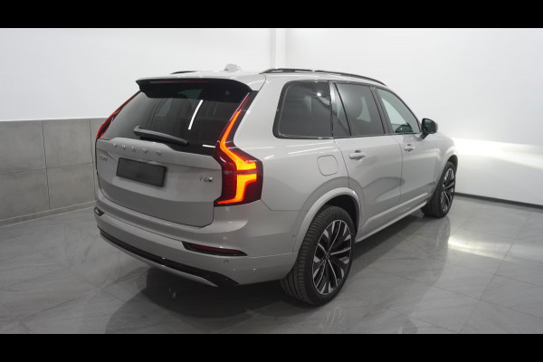 Volvo XC90 2.0 T8 Plug-in hybrid AWD Ultra Dark ** FULL OPTIONS, PANORAMA, TREKH, 21-inch LMV, H&K SOUND ** 1e EIG - UNFALLFREI ** ** INFORMEER OOK NAAR ONZE AANTREKKELIJKE FINANCIAL-LEASE TARIEVEN **