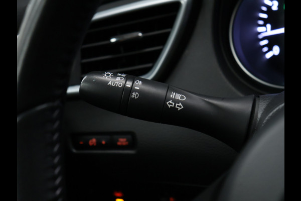 Nissan QASHQAI 1.2 Tekna [CRUISE, 360° CAMERA, PDC, ELEKTRISCH VERSTELBARE STOELEN, STOELVERWARMING, LANE ASSIST, BLUETOOTH, NAVIGATIE, NIEUWSTAAT]