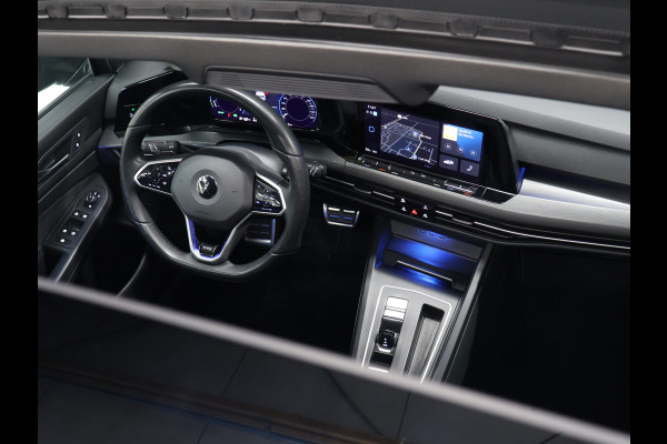 Volkswagen Golf 1.4 eHybrid GTE [SCHUIFKANTELDAK, APPLE CARPLAY, ANDROID, PDC, CRUISE, STUURVERWARMING, DIGITAL DASH, NAVIGATIE, NIEUWSTAAT]
