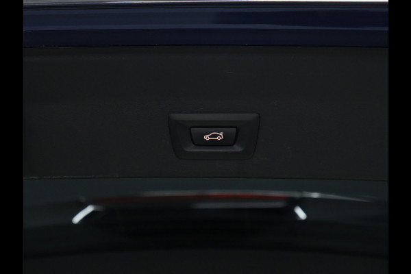 BMW iX3 Executive 80 kWh [SCHUIFKANTELDAK, ADAPTIVE CRUISE, MEMORY, APPLE CARPLAY, ANDROID, CAMERA, PDC, STOELVERWARMING, TREKHAAK, DRAADLOZE OPLADER, NIEUWSTAAT]