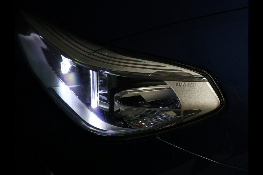 BMW iX3 Executive 80 kWh [SCHUIFKANTELDAK, ADAPTIVE CRUISE, MEMORY, APPLE CARPLAY, ANDROID, CAMERA, PDC, STOELVERWARMING, TREKHAAK, DRAADLOZE OPLADER, NIEUWSTAAT]