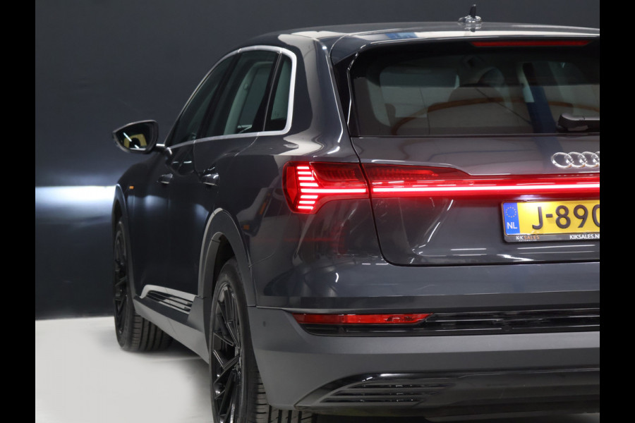 Audi e-tron 55 quattro edition 95 kWh [APPLE CARPLAY, LED, ADAPTIEVE DEMPING, CRUISE CONTROL, ANDROID, DIGITAL DASH, ELEKTRISCHE ACHTERKLEP, NAVIGATIE, NIEUWSTAAT]
