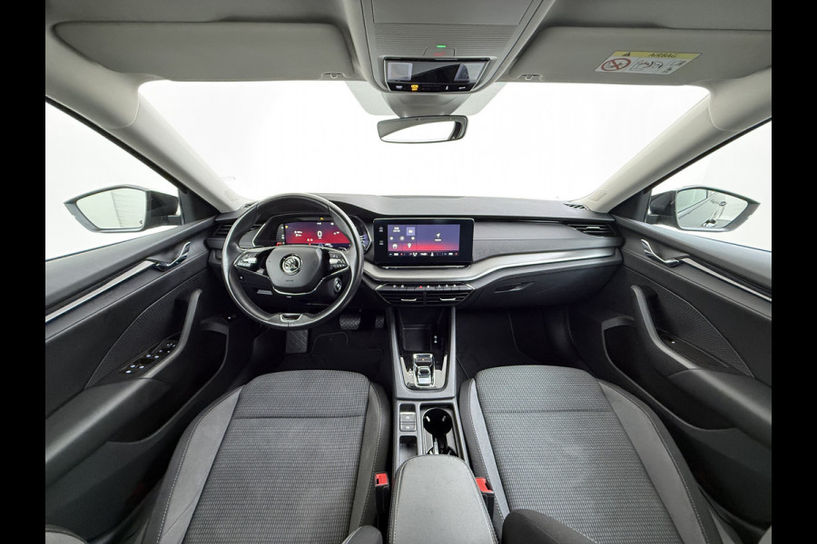 Škoda Octavia Combi 1.4TSI iV PHEV Hybrid Apple Carplay Android Auto Navi* Ecc Cruise Control Virtual Cockpit Pdc Business Edition Lmv Led Isofix DAB Keyless-go Rijstrooksensor WiFi