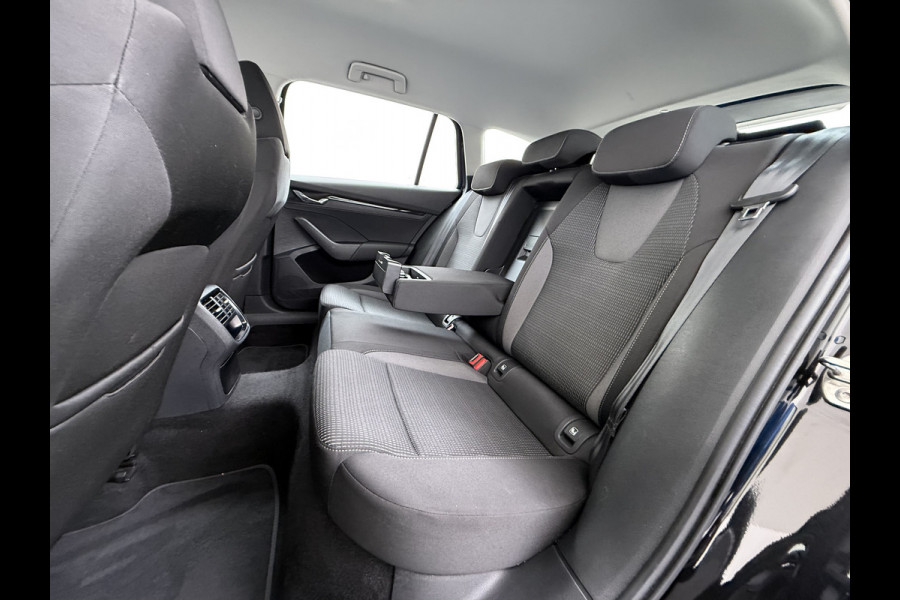 Škoda Octavia Combi 1.4TSI iV PHEV Hybrid Apple Carplay Android Auto Navi* Ecc Cruise Control Virtual Cockpit Pdc Business Edition Lmv Led Isofix DAB Keyless-go Rijstrooksensor WiFi