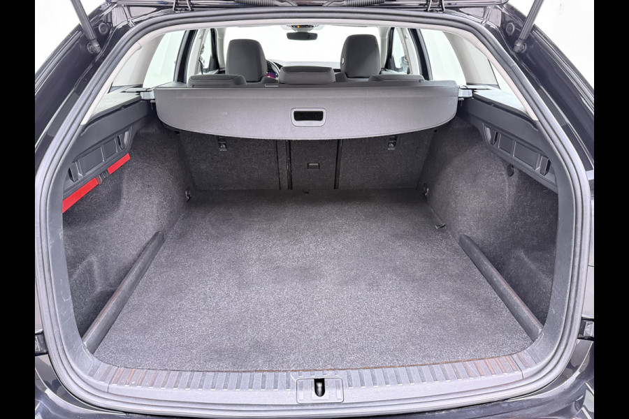 Škoda Octavia Combi 1.4TSI iV PHEV Hybrid Apple Carplay Android Auto Navi* Ecc Cruise Control Virtual Cockpit Pdc Business Edition Lmv Led Isofix DAB Keyless-go Rijstrooksensor WiFi