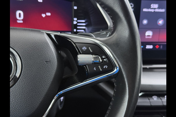 Škoda Octavia Combi 1.4TSI iV PHEV Hybrid Apple Carplay Android Auto Navi* Ecc Cruise Control Virtual Cockpit Pdc Business Edition Lmv Led Isofix DAB Keyless-go Rijstrooksensor WiFi
