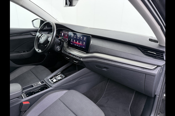 Škoda Octavia Combi 1.4TSI iV PHEV Hybrid Apple Carplay Android Auto Navi* Ecc Cruise Control Virtual Cockpit Pdc Business Edition Lmv Led Isofix DAB Keyless-go Rijstrooksensor WiFi