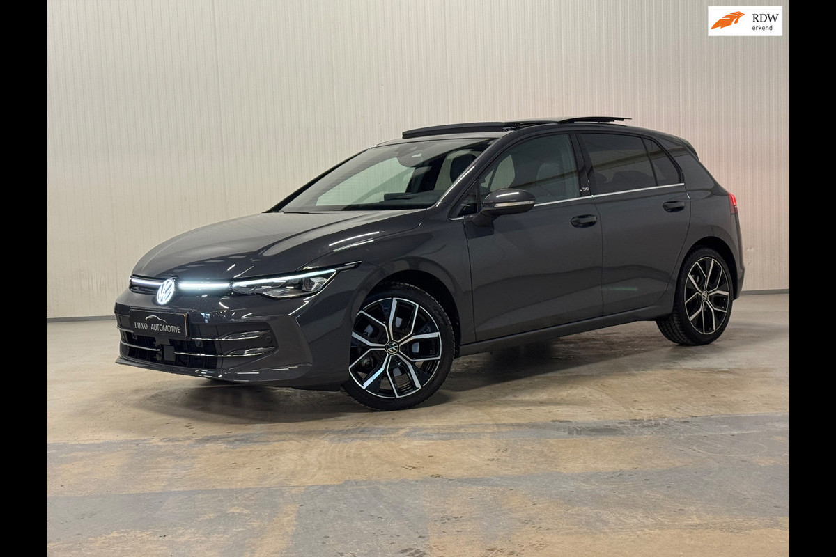 Volkswagen Golf 1.5 eTSI R-Line Edition | 50 JAHRE | FACELIFT | PANO | HUD | TREKHAAK