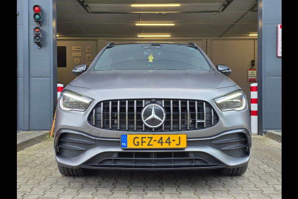 Mercedes-Benz GLA AMG 35 4MATIC / PANO / MATTE GREY / LEDER-ALCANTARA / CAMERA / KEYLESS / BURMESTER / CARPLAY / 21 INCH !