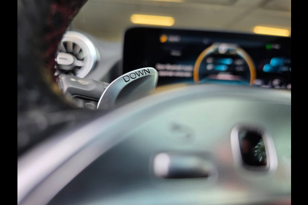 Mercedes-Benz GLA AMG 35 4MATIC / PANO / MATTE GREY / LEDER-ALCANTARA / CAMERA / KEYLESS / BURMESTER / CARPLAY / 21 INCH !