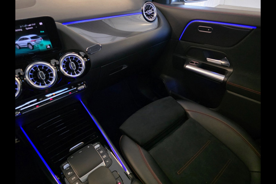 Mercedes-Benz GLA AMG 35 4MATIC / PANO / MATTE GREY / LEDER-ALCANTARA / CAMERA / KEYLESS / BURMESTER / CARPLAY / 21 INCH !