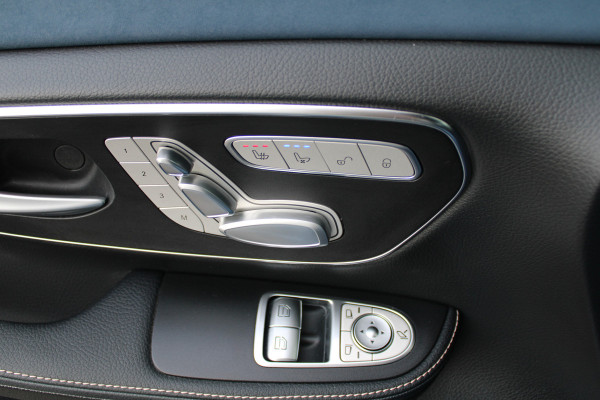 Mercedes-Benz Eqv 300 L2 / AMG / 7-Persoons / Panorama / Led / Electr Stoelen / Vol Opties / NIEUWSTAAT