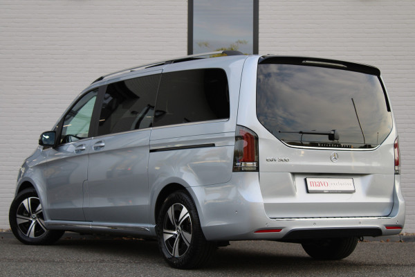 Mercedes-Benz Eqv 300 L2 / AMG / 7-Persoons / Panorama / Led / Electr Stoelen / Vol Opties / NIEUWSTAAT