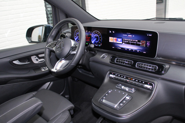Mercedes-Benz Eqv 300 Lang / 7-Persoons / Luchtvering / Electr Stoelen / Vol Opties / NIEUWSTAAT