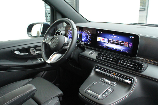Mercedes-Benz Eqv 300 Lang / 7-Persoons / Luchtvering / Electr Stoelen / Vol Opties / NIEUWSTAAT