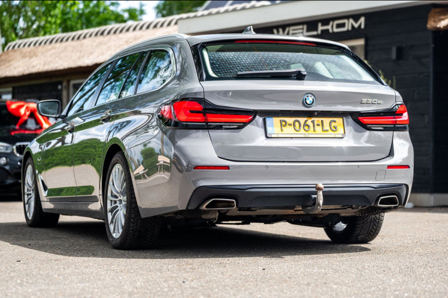 BMW 5 Serie Touring BMW 530e Touring LCI High Executive I Laserlight I Comfortstoelen I Driving Assistant Pro I Trekhaak