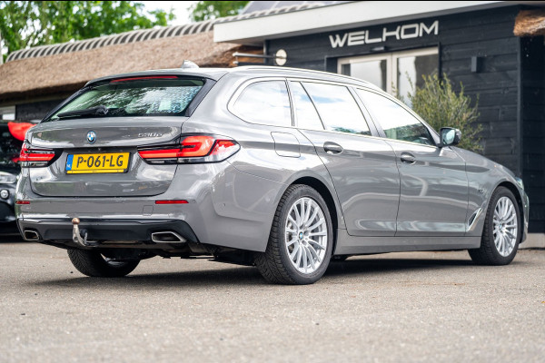 BMW 5 Serie Touring BMW 530e Touring LCI High Executive I Laserlight I Comfortstoelen I Driving Assistant Pro I Trekhaak