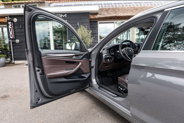 BMW 5 Serie Touring BMW 530e Touring LCI High Executive I Laserlight I Comfortstoelen I Driving Assistant Pro I Trekhaak
