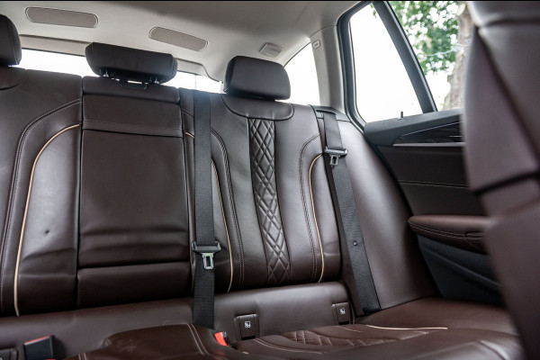BMW 5 Serie Touring BMW 530e Touring LCI High Executive I Laserlight I Comfortstoelen I Driving Assistant Pro I Trekhaak