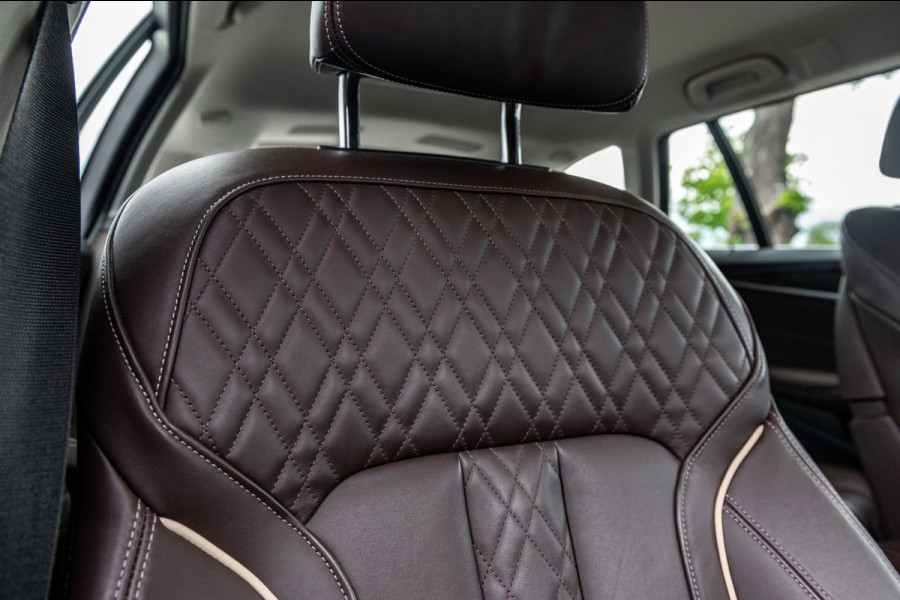 BMW 5 Serie Touring BMW 530e Touring LCI High Executive I Laserlight I Comfortstoelen I Driving Assistant Pro I Trekhaak