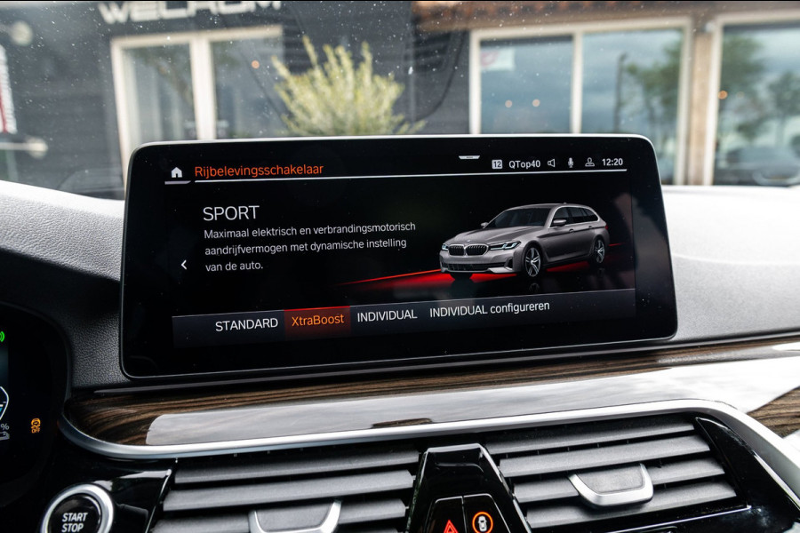 BMW 5 Serie Touring BMW 530e Touring LCI High Executive I Laserlight I Comfortstoelen I Driving Assistant Pro I Trekhaak