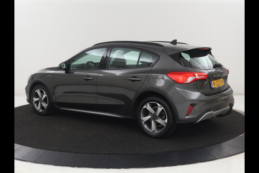 Ford Focus 1.0 EcoBoost Hybrid Active | Trekhaak | Camera | Carplay | Navigatie | Full LED | Keyless | DAB | Climate control | Parkeerhulp | Cruise control | Bluetooth