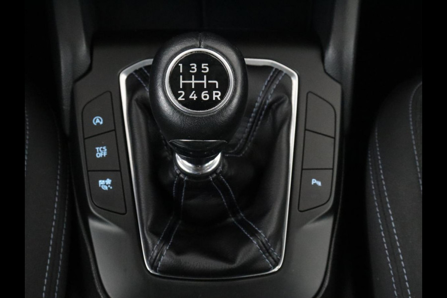 Ford Focus 1.0 EcoBoost Hybrid Active | Trekhaak | Camera | Carplay | Navigatie | Full LED | Keyless | DAB | Climate control | Parkeerhulp | Cruise control | Bluetooth