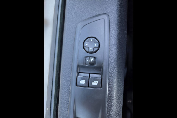 Peugeot e-Expert Long L3 75 kWh Xenon Stoelverwarming Airco Achteruitrijcamera