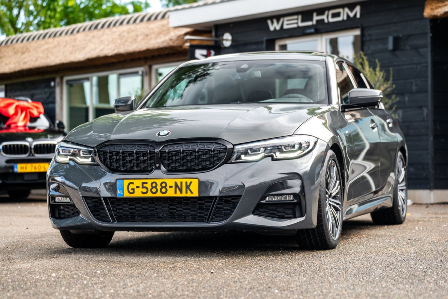 BMW 3-serie 330i High Executive Edition I Dravit Grau I M Pakket I 360 I Nap I Panoramadak