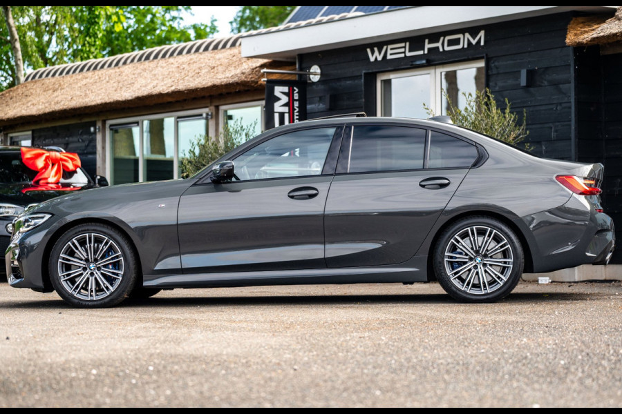 BMW 3-serie 330i High Executive Edition I Dravit Grau I M Pakket I 360 I Nap I Panoramadak