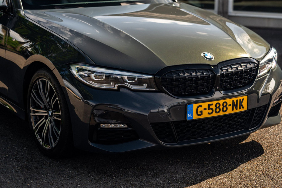 BMW 3-serie 330i High Executive Edition I Dravit Grau I M Pakket I 360 I Nap I Panoramadak