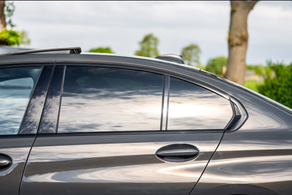 BMW 3-serie 330i High Executive Edition I Dravit Grau I M Pakket I 360 I Nap I Panoramadak