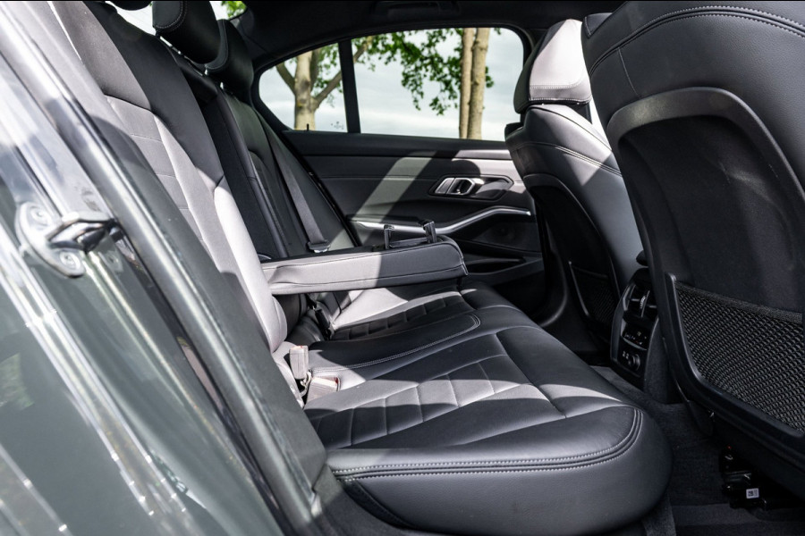 BMW 3-serie 330i High Executive Edition I Dravit Grau I M Pakket I 360 I Nap I Panoramadak