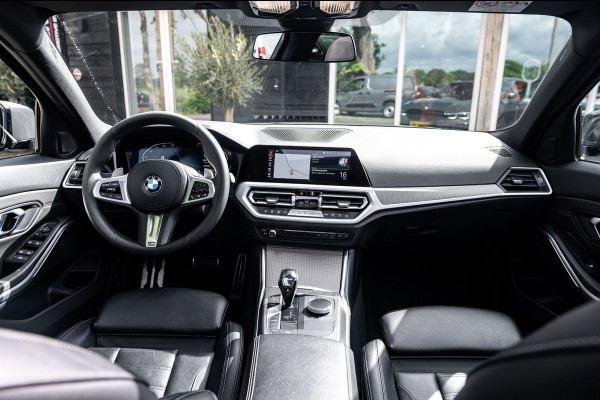 BMW 3-serie 330i High Executive Edition I Dravit Grau I M Pakket I 360 I Nap I Panoramadak