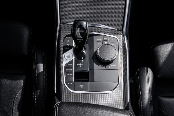 BMW 3-serie 330i High Executive Edition I Dravit Grau I M Pakket I 360 I Nap I Panoramadak