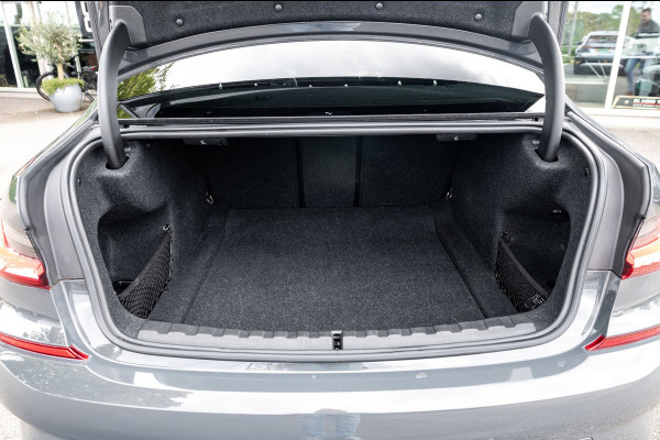 BMW 3-serie 330i High Executive Edition I Dravit Grau I M Pakket I 360 I Nap I Panoramadak