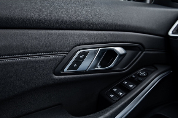 BMW 3-serie 330i High Executive Edition I Dravit Grau I M Pakket I 360 I Nap I Panoramadak