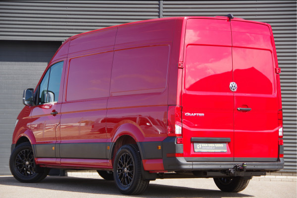 Volkswagen Crafter 35 2.0 TDI L3H3 177PK AUT. LED, TREKHAAK, GEV. ERGO ACTIVE STOEL, ADAPT. CRUISE, STOELVERWARMING, STUUR VERWARMING, STANDKACHEL,