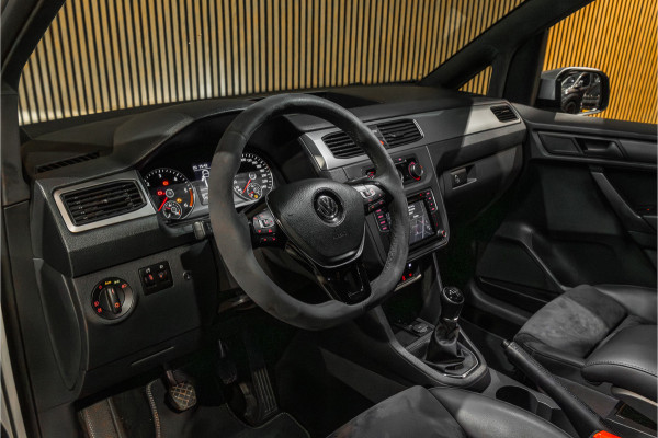 Volkswagen Caddy 2.0 TDI L2H1 Maxi Exclusive | Bi-Xenon | CarPlay | Elek stoelen | Stoelverwarming | Camera | Alcantara bekleding | MF Stuur | Nieuwe APK