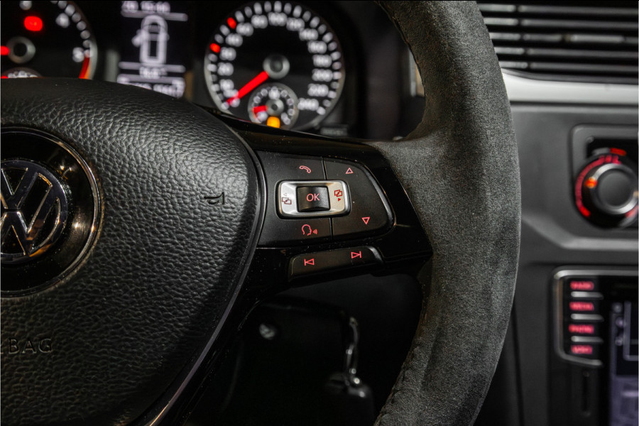 Volkswagen Caddy 2.0 TDI L2H1 Maxi Exclusive | Bi-Xenon | CarPlay | Elek stoelen | Stoelverwarming | Camera | Alcantara bekleding | MF Stuur | Nieuwe APK