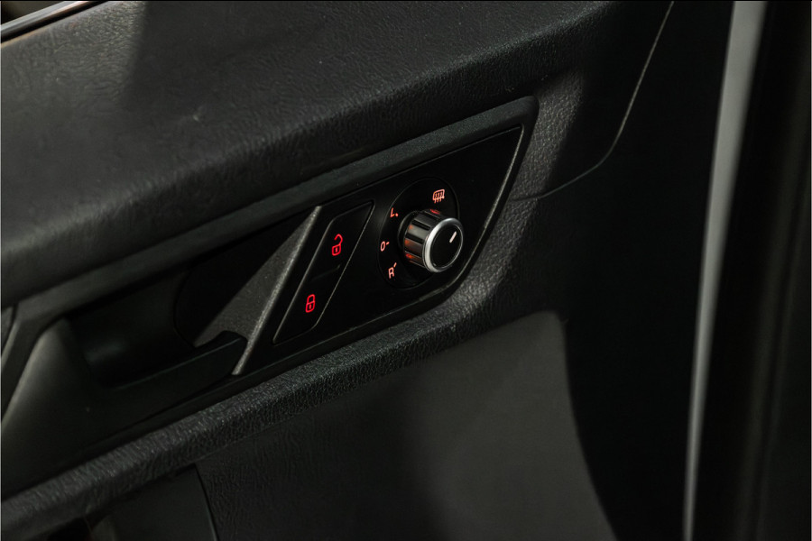 Volkswagen Caddy 2.0 TDI L2H1 Maxi Exclusive | Bi-Xenon | CarPlay | Elek stoelen | Stoelverwarming | Camera | Alcantara bekleding | MF Stuur | Nieuwe APK