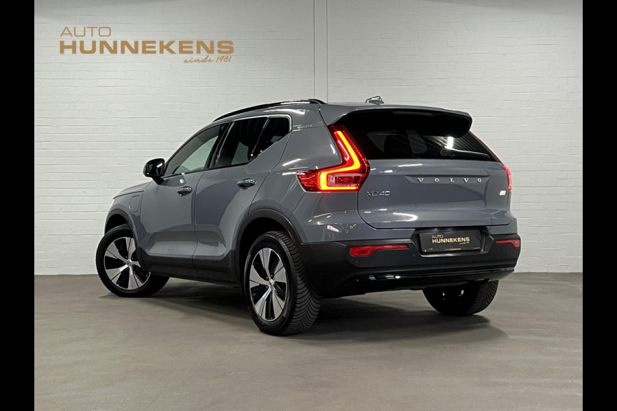Volvo XC40 1.5 T4 Plug-in hybrid Plus Dark Adapt. cruise | Stuur-/stoelverwarming | Achteruitrij camera | Harman/Kardon | Memory | Carplay