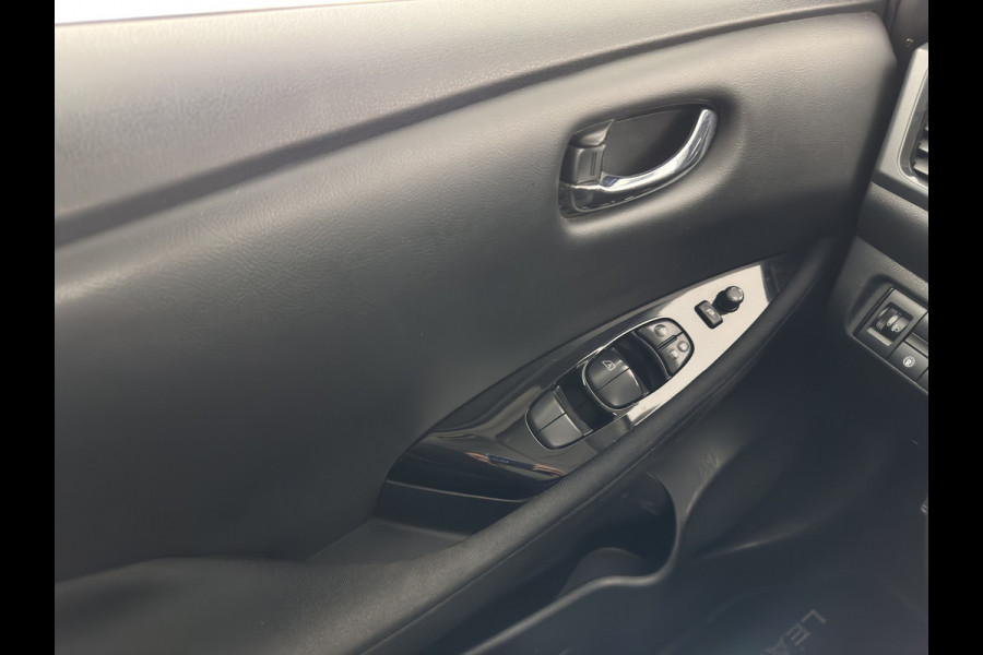 Nissan Leaf N-Connecta 40 kWh (INCL.BTW) Aut. *ADAPTIVE-CRUISE | NAVI-FULLMAP | TOPVIEW | KEYLESS | BLINDSPOT |  DIGI-COCKPIT | HEATED-COMFORTSEATS | DAB | PRIVACYGLASS | ECC | PDC | CARPLAY | 16"ALU*