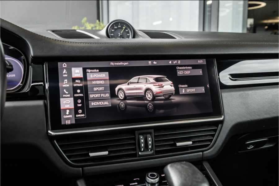 Porsche Cayenne 3.0 E-Hybrid - Sport Chrono + | Panorama | PDLS+ | Bose | Luchtvering