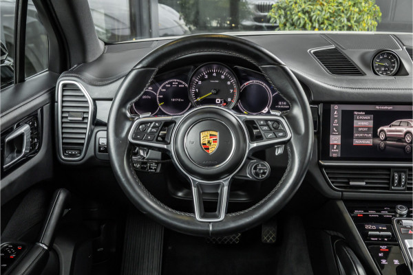Porsche Cayenne 3.0 E-Hybrid - Sport Chrono + | Panorama | PDLS+ | Bose | Luchtvering