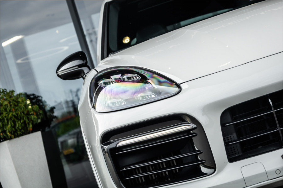 Porsche Cayenne 3.0 E-Hybrid - Sport Chrono + | Panorama | PDLS+ | Bose | Luchtvering