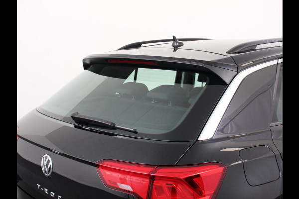 Volkswagen T-Roc 1.5 TSI 150pk DSG Style Team Navigatie Climate Control DAB Adaptieve Cruise control Elektrisch bedienbare achterklep