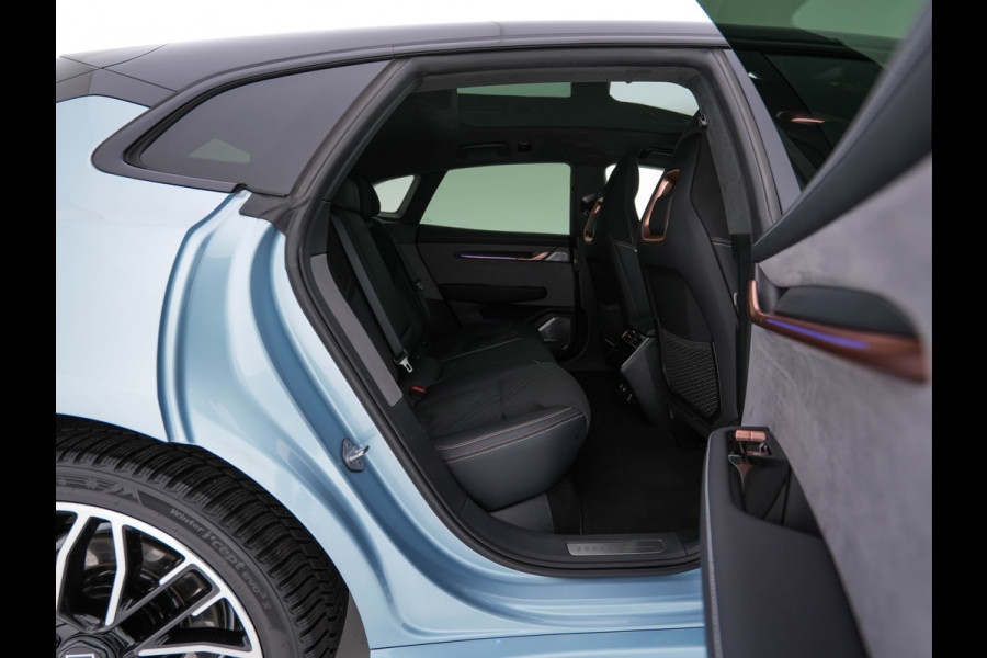 ZEEKR 001 AWD Privilege 100 kWh [ 3-Fase-22 kW] {SOH-94%} (INCL-BTW) Aut. *PANO | LEATHER-MICROFIBRE | FULL-LED | BLINDSPOT | ADAPTIVE-CRUISE | YAMAHA-SOUND | HEATED-COMFORTSEATS | AMBIENTLIGHT | AIRSUSPENSION | NAVI-FULLMAP | PRIVACY-GLASS |  HEAD-