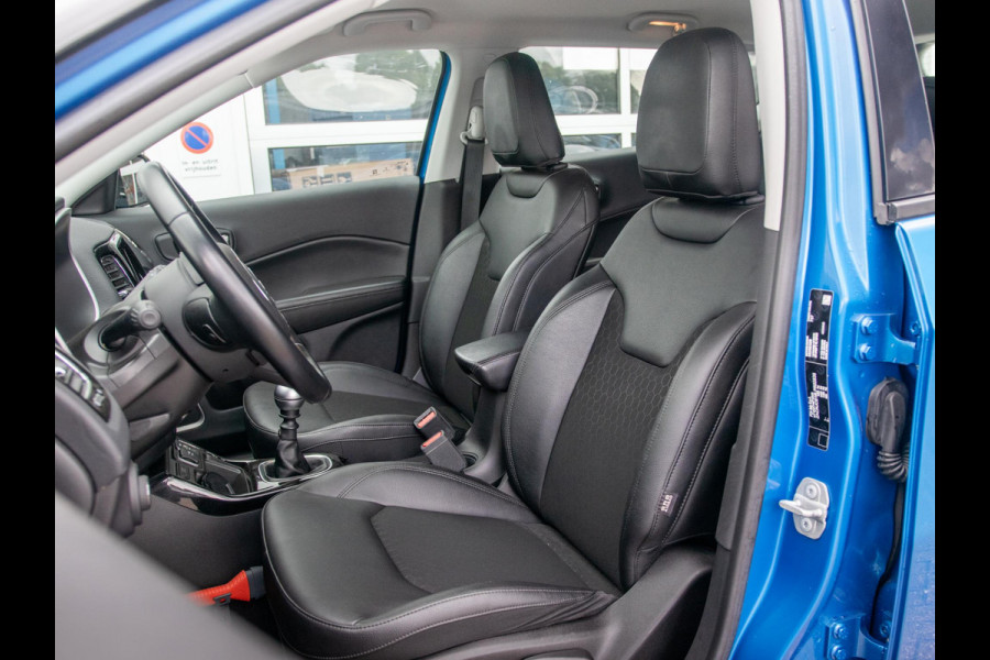 Jeep Compass 1.3T Night Eagle Liberty Edition | Trekhaak | Clima | Navi | Carplay | Camera | PDC | 19"