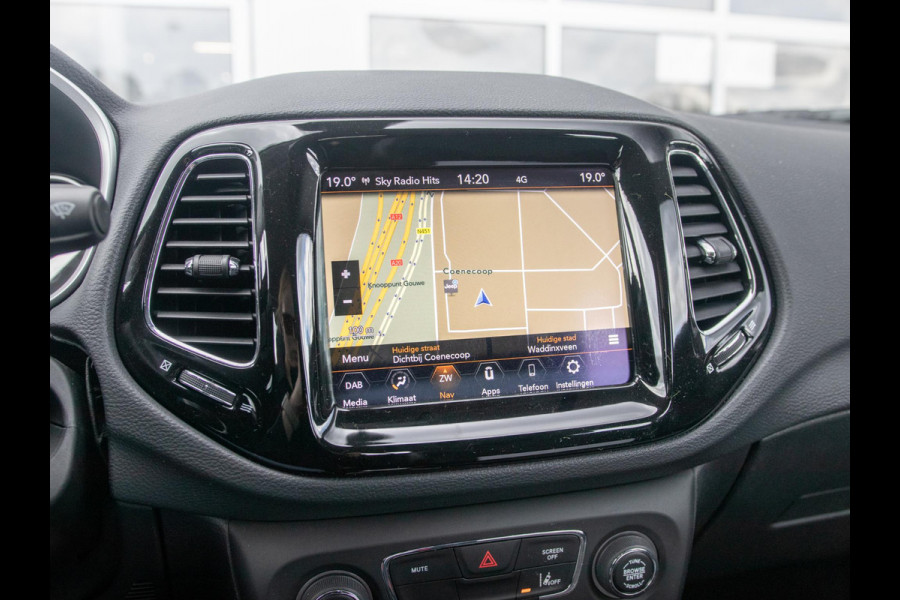 Jeep Compass 1.3T Night Eagle Liberty Edition | Trekhaak | Clima | Navi | Carplay | Camera | PDC | 19"